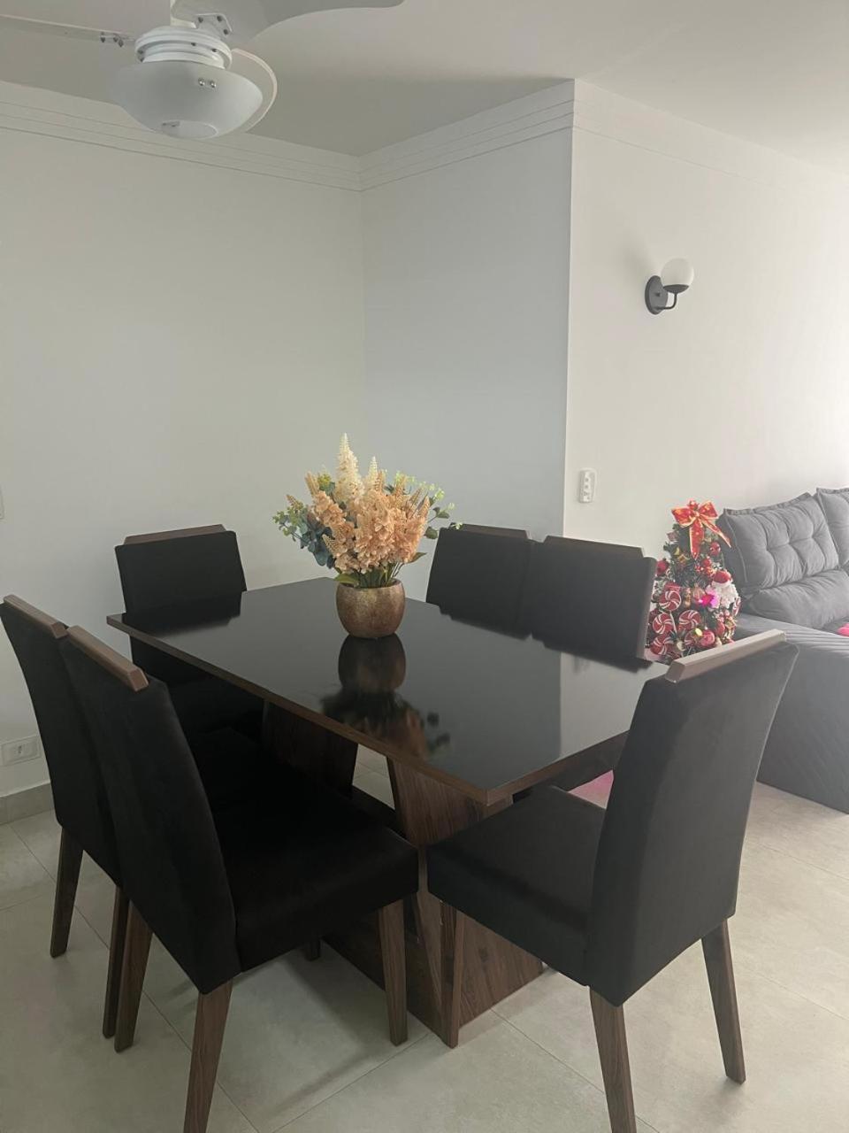 Beleza De Apartamento 300 Metros Da Praia Guaruja Exterior photo