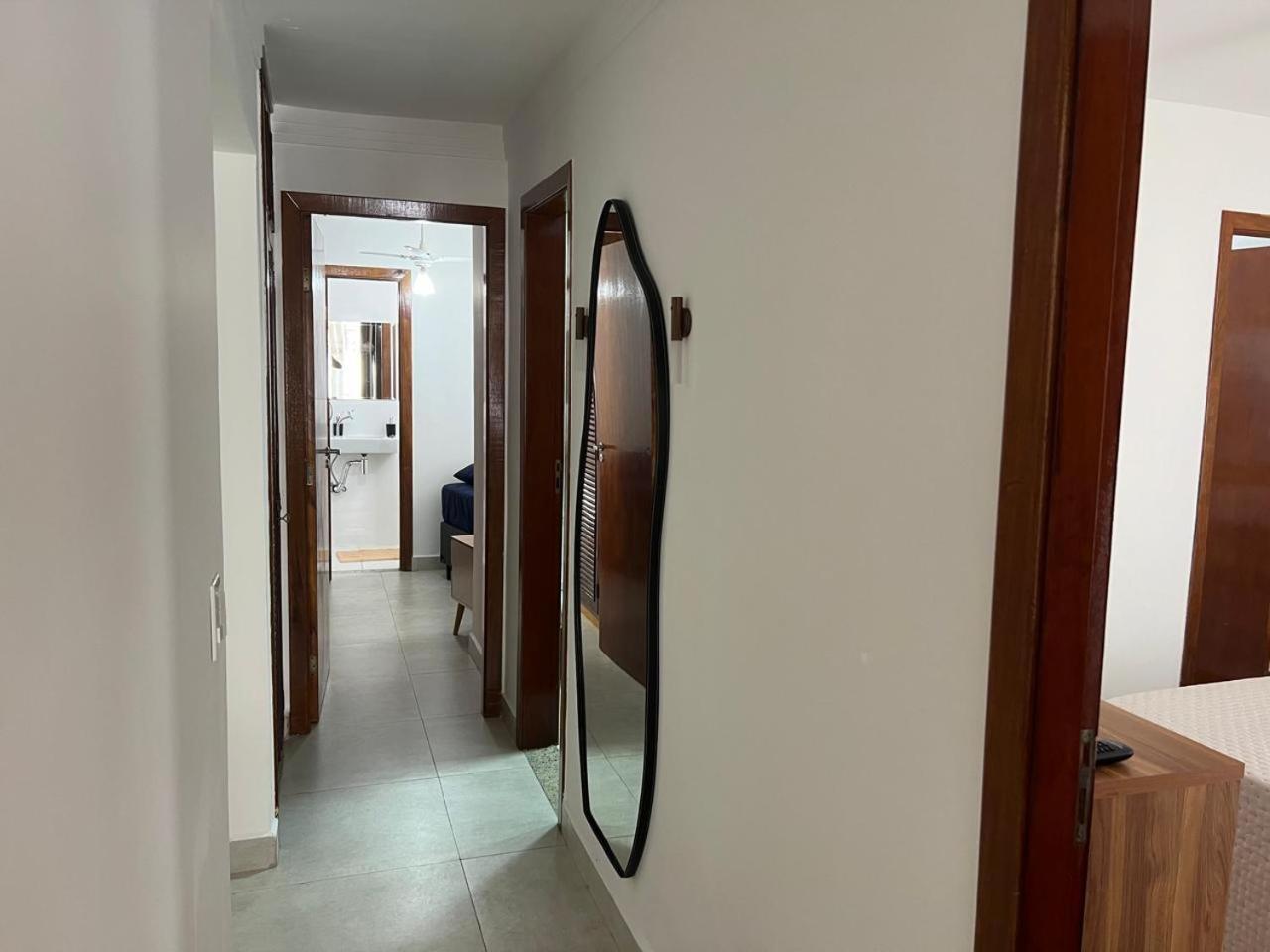 Beleza De Apartamento 300 Metros Da Praia Guaruja Exterior photo